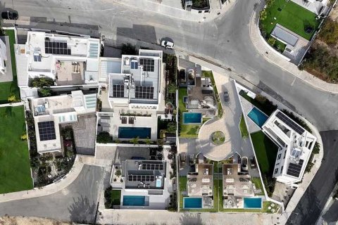 4 chambres Villa à Agios Athanasios, Cyprus No. 100658 8