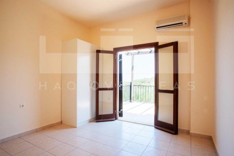 5 bedrooms Villa in Crete, Greece No. 82954 26