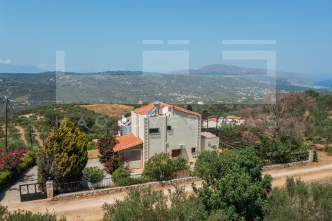 5 bedrooms Villa in Crete, Greece No. 82954 17