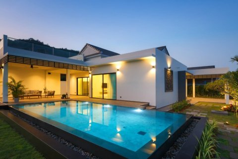3 bedrooms Villa in Hua Hin, Thailand No. 1223 1