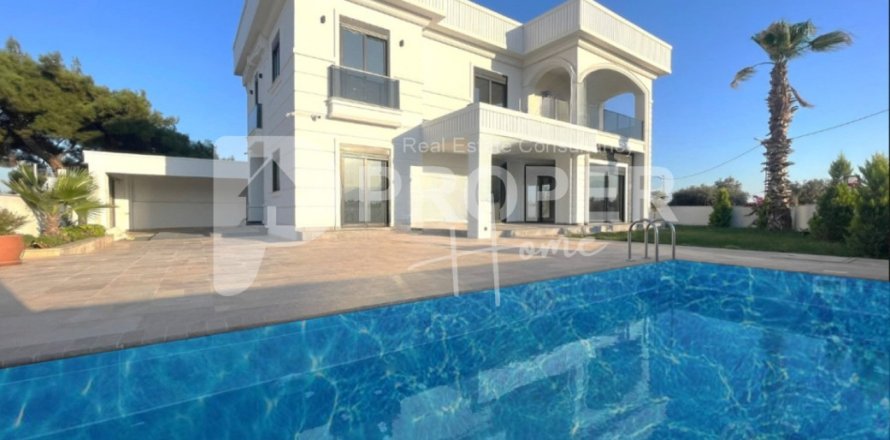 5 habitaciones Villa en Dosemealti, Turkey No. 14487