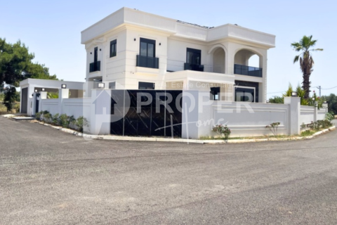 5 rooms Villa in Luong Phu, Vietnam No. 14487 3