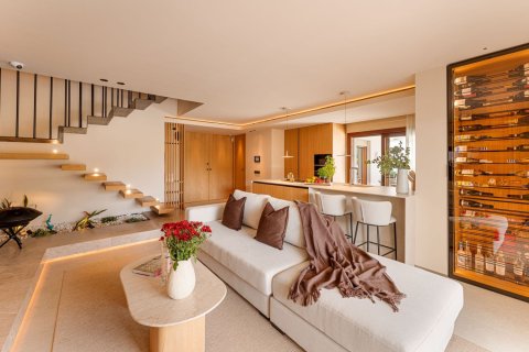 3 bedrooms Penthouse in Marbella, Spain No. 112813