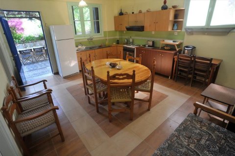 8 rooms Villa in Pelasgia, Greece No. 56503 6