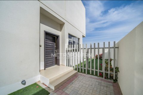 Таунхаус с 3 спальнями в Намтыльем, Вьетнам №94446 18