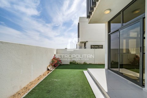 Таунхаус с 3 спальнями в Намтыльем, Вьетнам №94446 19