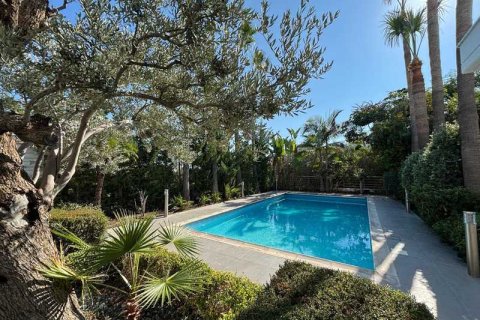 2 dormitorios Penthouse en Limassol, Cyprus No. 73665 1