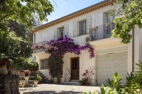 344m² House in Cannes, France No. 68025 5