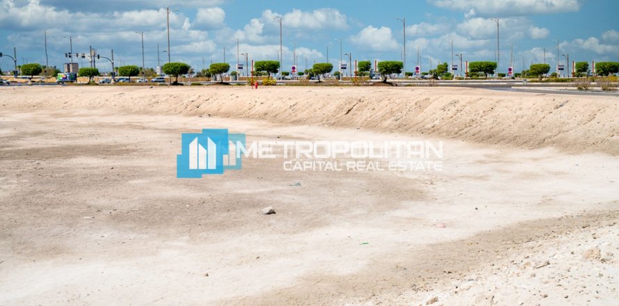 1843.8m² Land en  Yas Island, UAE No. 123224