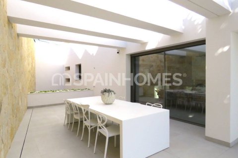 4 bedrooms Villa in My Loc, Vietnam No. 88387 25