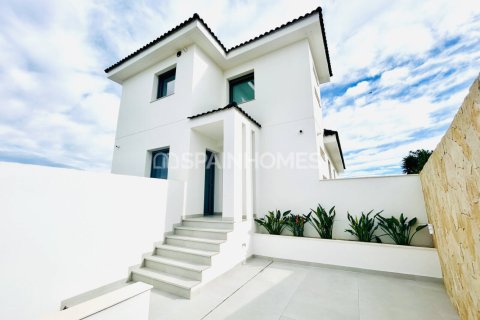 4 bedrooms Villa in My Loc, Vietnam No. 88387 26
