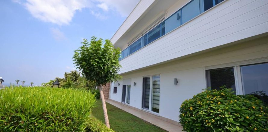 5 rooms Villa in Lien Chieu, Vietnam No. 20990