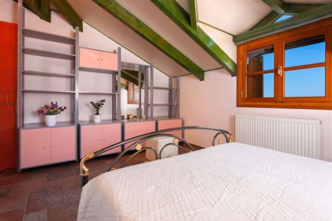 13 bedrooms House in Zakynthos, Greece No. 72743 13