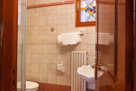 13 bedrooms House in Zakynthos, Greece No. 72743 15