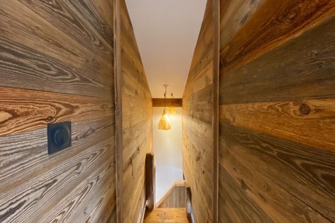 2 bedrooms Apartment in Val-d'Isere, France No. 99888 5