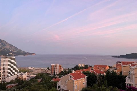 1 bedroom Apartment in Budva, Montenegro No. 104740 7