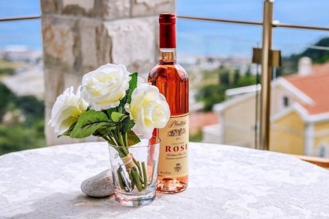 1 bedroom Apartment in Budva, Montenegro No. 104740 2