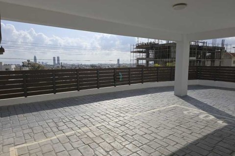 3 bedrooms Apartment in Agios Athanasios, Cyprus No. 74908 12