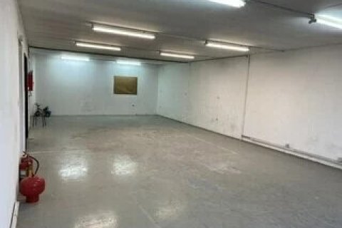 896m² Building in Peristeri, Greece No. 109229 3