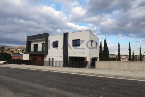 3 bedrooms Villa in Pyrgos, Cyprus No. 72198 12