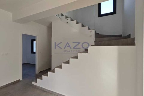 3 bedrooms Villa in Pyrgos, Cyprus No. 72198 8