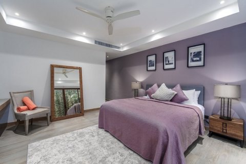 10 bedrooms Villa in Surin Beach, Thailand No. 95742 2