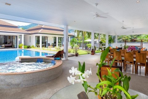 300m² Villa in Bang Tao, Thailand No. 97389 3