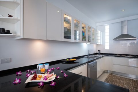 300m² Villa in Bang Tao, Thailand No. 97389 9