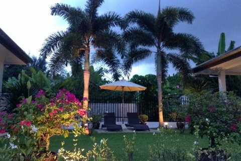 300m² Villa in Bang Tao, Thailand No. 97389 22