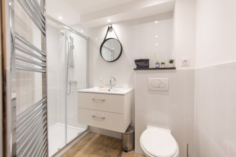 5 bedrooms House in Morzine, France No. 99645 11