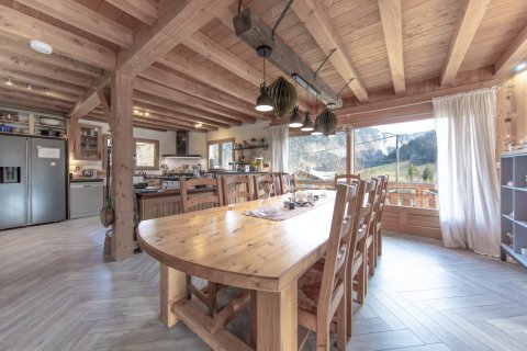 5 bedrooms House in Morzine, France No. 99645 20