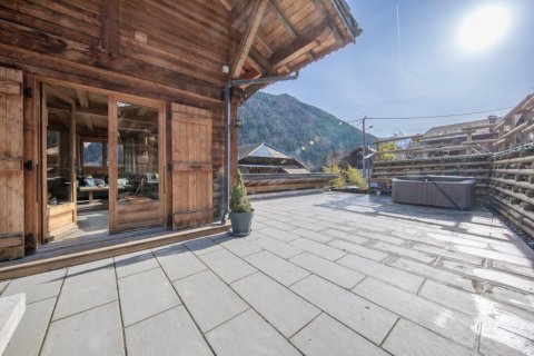 5 bedrooms House in Morzine, France No. 99645 13