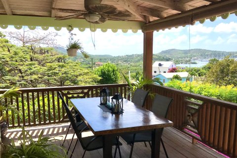 3 bedrooms Villa in Falmouth, Antigua and Barbuda No. 72305 1