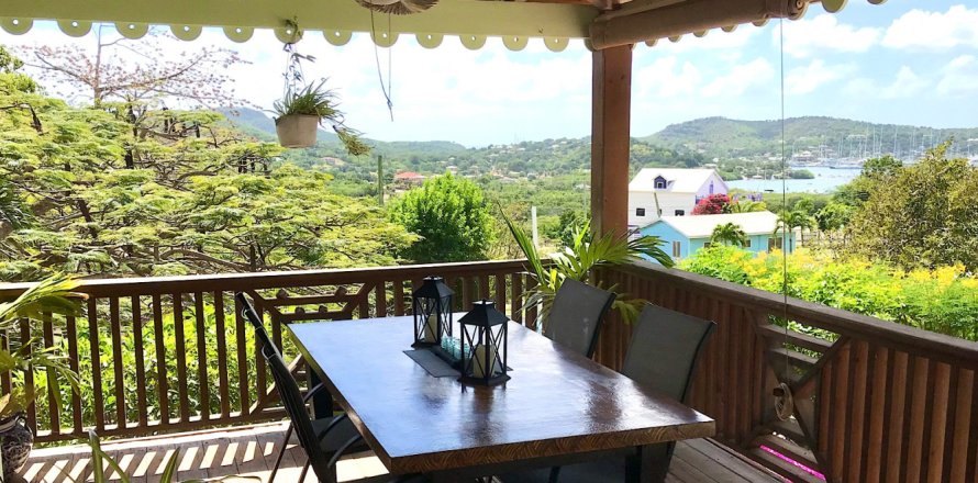 3 bedrooms Villa in Falmouth, Antigua and Barbuda No. 72305