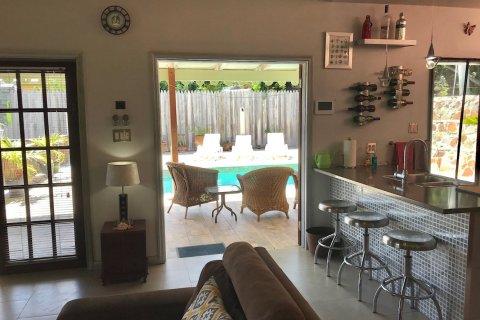 3 bedrooms Villa in Falmouth, Antigua and Barbuda No. 72305 18