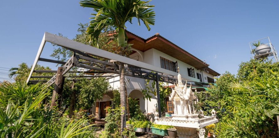 Дом с 5 спальнями в Чиангмай, Таиланд №97738