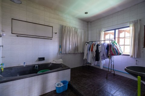 Дом с 5 спальнями в Чиангмай, Таиланд №97738 2