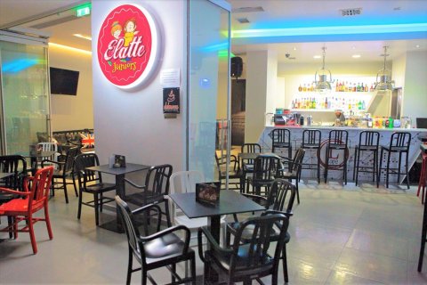 900m² Commercial property in Thessaloniki, Greece No. 57074 3