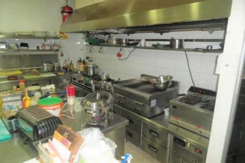 900m² Commercial property in Thessaloniki, Greece No. 57074 17