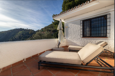 4 bedrooms Villa in Dong Giang, Vietnam No. 92375 12