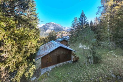 898m² Land in Savoie, France No. 99996 9