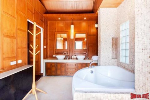 4 bedrooms Villa in Jomtien Beach, Thailand No. 96748 12