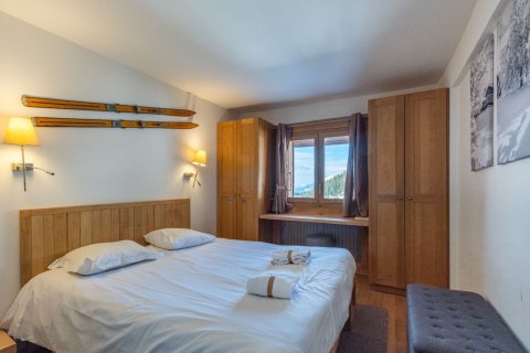 3 chambres Appartement à Les Allues, France No. 99677 5