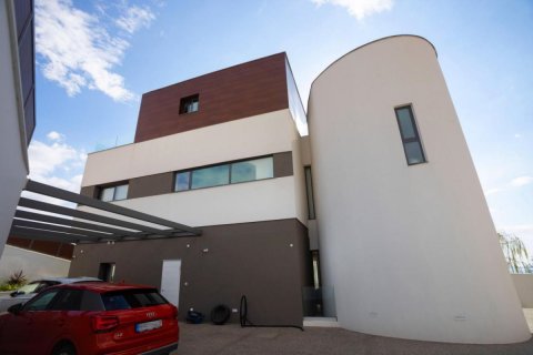 5 dormitorios Villa en Limassol, Cyprus No. 106537 2