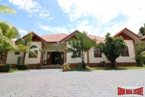 3 bedrooms House in Chiang Mai, Thailand No. 95748 10