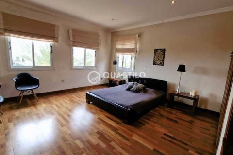 5 bedrooms Villa in Germasogeia, Cyprus No. 65337 8