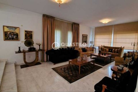 5 bedrooms Villa in Germasogeia, Cyprus No. 65337 3