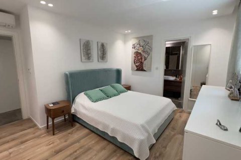 3 dormitorios Penthouse en Limassol, Cyprus No. 64145 16