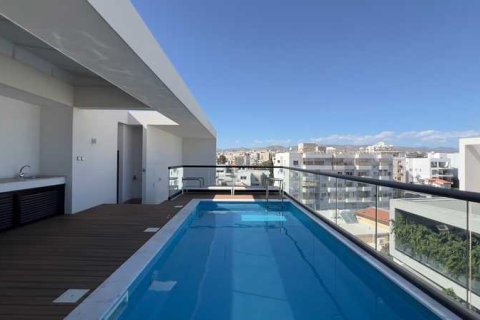 3 dormitorios Penthouse en Limassol, Cyprus No. 64145 11