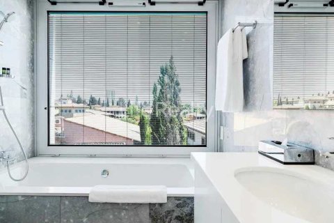 2 chambres Appartement à Pyrgos, Cyprus No. 64018 9